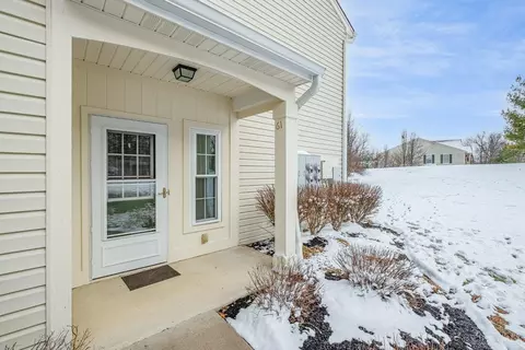 61 Tall Trees Dr, Amelia, OH 45102