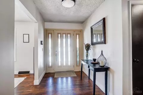 Entry Way - 5956 Snyder Rd, Cincinnati, OH 45247 photo 1 of 1
