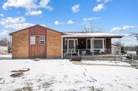5956 Snyder Rd, Cincinnati, OH 45247