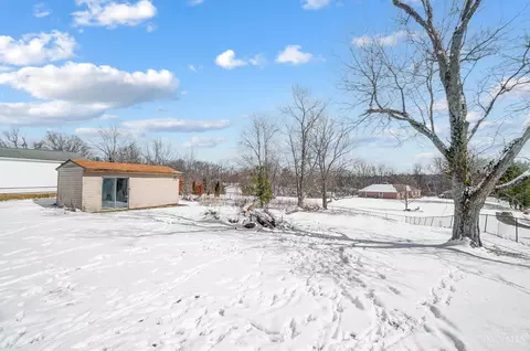 Exterior - 5956 Snyder Rd, Cincinnati, OH 45247 photo 6 of 7