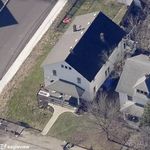5595 Oak St, Kings Mills, OH 45034
