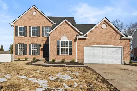 10215 Meadowknoll Dr, Symmes Twp, OH 45140