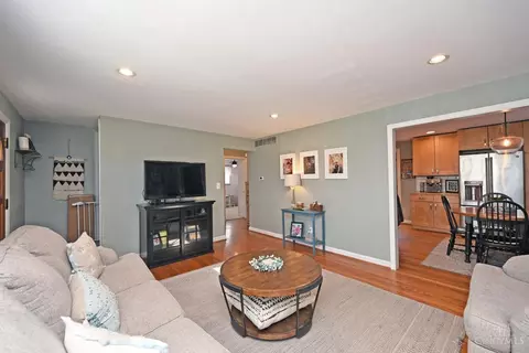 2460 Downing Dr, Cincinnati, OH 45208 photo 5