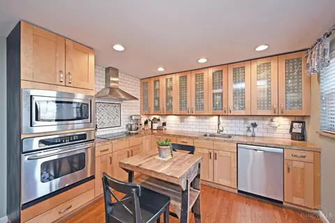 2460 Downing Dr, Cincinnati, OH 45208 photo 10