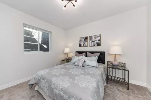 Bedroom - 6607 Ledge St, Cincinnati, OH 45227 photo 13 of 14