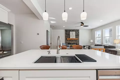 Kitchen - 6607 Ledge St, Cincinnati, OH 45227 photo 4 of 8