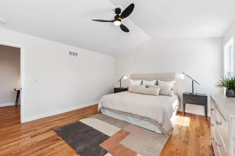 Bedroom - 6607 Ledge St, Cincinnati, OH 45227 photo 3 of 14