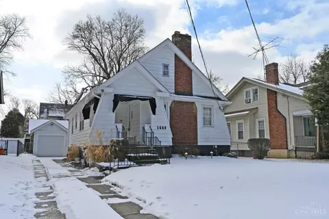 1649 Rose Pl, Cincinnati, OH 45237