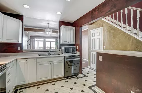 2602 Morrow Pl, Cincinnati, OH 45204 photo 21
