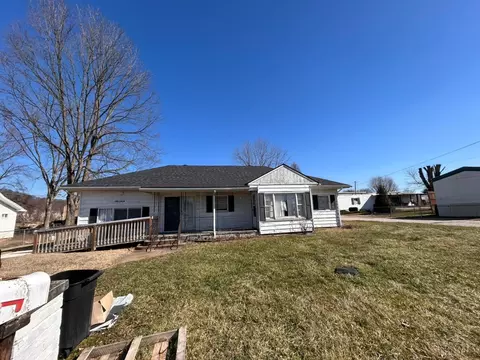 108 Township Rd 1018, South Point, OH 45680