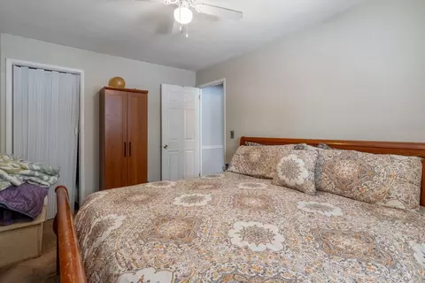 Bedroom - 9193 Neil Dr, Cincinnati, OH 45231 photo 4 of 4