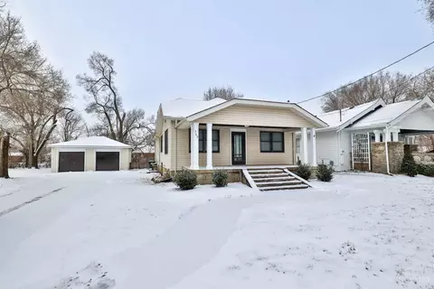 369 Symmes Rd, Fairfield, OH 45014