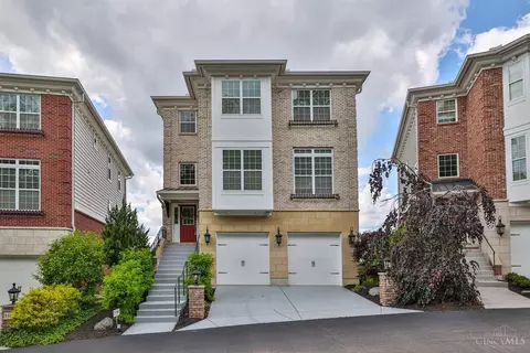 5351 Grand Vista Ct, Cincinnati, OH 45227
