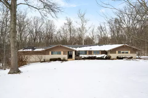 7416 Ayers Rd, Cincinnati, OH 45255