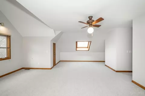 Bedroom - 22 Heritage Ct, Blue Ash, OH 45241 photo 3 of 8