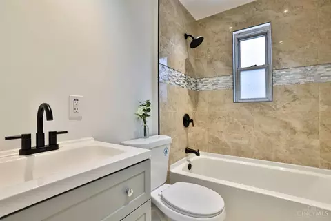 3328 Ninann Ct, Cincinnati, OH 45211 photo 20