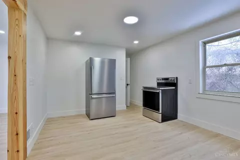 3328 Ninann Ct, Cincinnati, OH 45211 photo 12