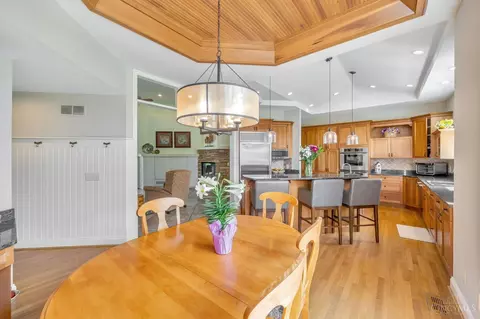 Dining - 900 Turning Point Ln, Hamilton Township, OH 45039 photo 1 of 4