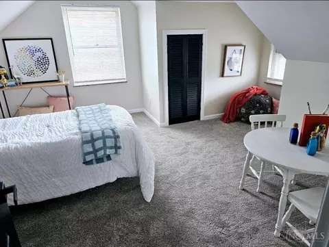 Bedroom - 2235 Hunt Rd, Reading, OH 45215 photo 4 of 5