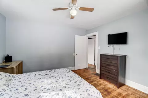 Bedroom - 460 Elberon Ave, Cincinnati, OH 45205 photo 1 of 5