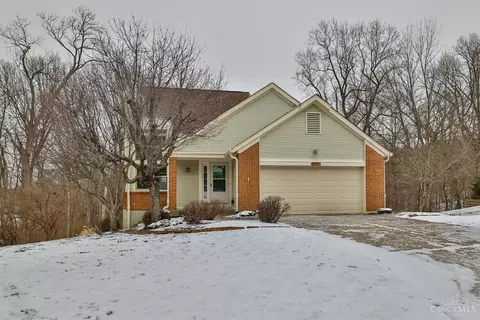 5320 Aspenknoll Ct, Cincinnati, OH 45230