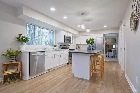 Kitchen - 2577 Cranbrook Dr, Cincinnati, OH 45231 photo 1 of 4
