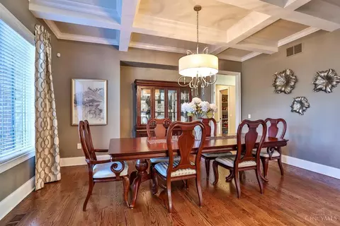 Dining - 7963 Kugler Mill Rd, Cincinnati, OH 45243 photo 3 of 6