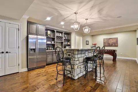 Kitchen - 7963 Kugler Mill Rd, Cincinnati, OH 45243 photo 6 of 8