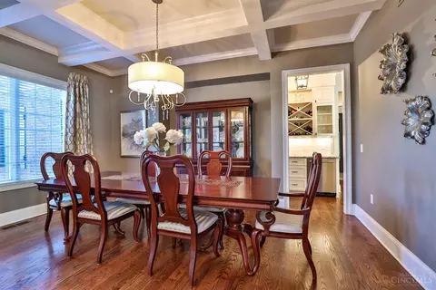 Dining - 7963 Kugler Mill Rd, Cincinnati, OH 45243 photo 4 of 6