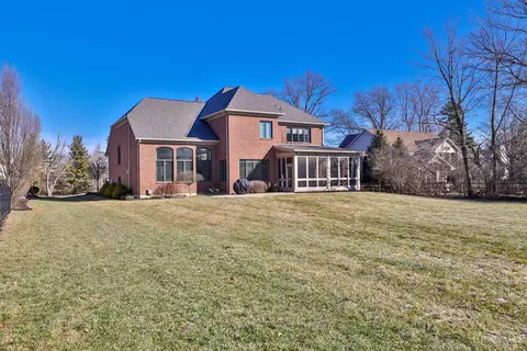 Exterior - 7963 Kugler Mill Rd, Cincinnati, OH 45243 photo 12 of 12