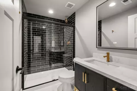 Bath - 4757 Alpine Ave, Blue Ash, OH 45242 photo 7 of 7