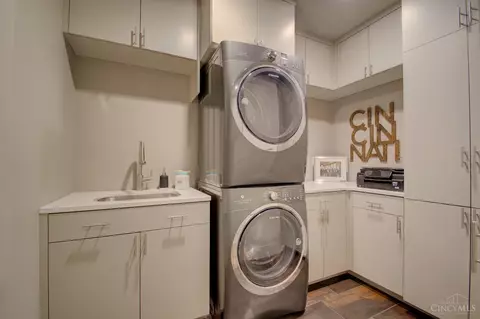 309 Oregon St, Cincinnati, OH 45202 photo 51