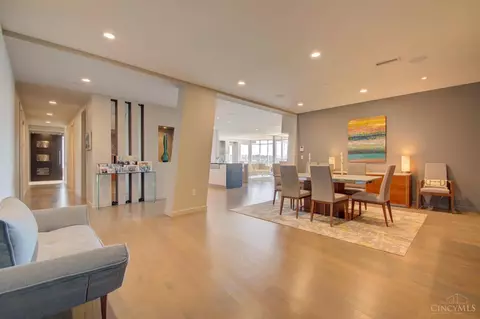 309 Oregon St, Cincinnati, OH 45202 photo 24