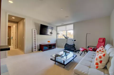 309 Oregon St, Cincinnati, OH 45202 photo 46