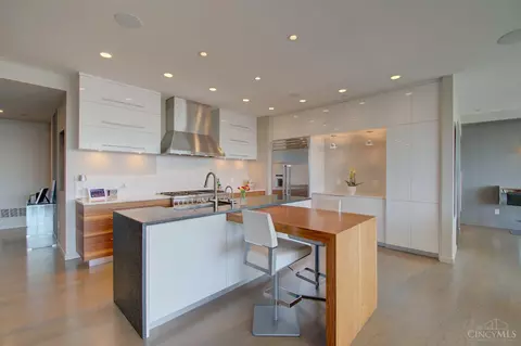 309 Oregon St, Cincinnati, OH 45202 photo 31
