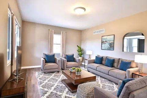 8216 Forest Rd, Cincinnati, OH 45255 photo 5