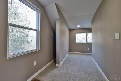 8216 Forest Rd, Cincinnati, OH 45255 photo 23