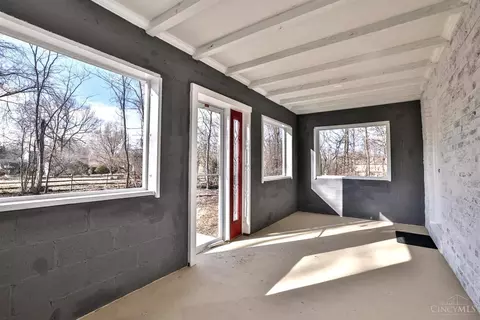 8216 Forest Rd, Cincinnati, OH 45255 photo 4