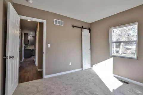 8216 Forest Rd, Cincinnati, OH 45255 photo 19