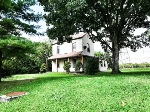 318 Bank Ave, Saint Bernard, OH 45217