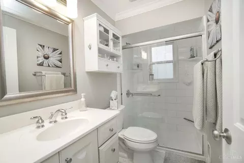 3670 Ashworth Dr, Cincinnati, OH 45208 photo 23