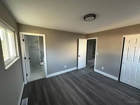 Bedroom - 1675 Newbrook Dr, Cincinnati, OH 45231 photo 10 of 10
