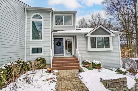 9342 Bluewing Ter, Blue Ash, OH 45236 photo 4