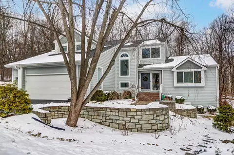 9342 Bluewing Ter, Blue Ash, OH 45236 photo 3