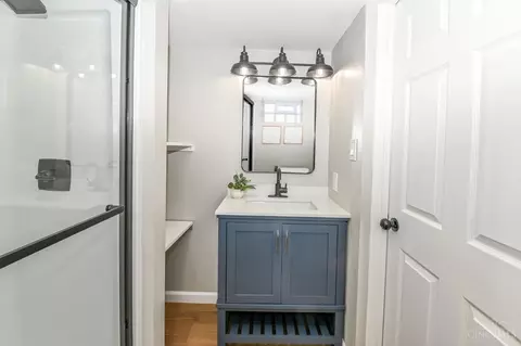 Bath - 1209 Dean Ct, Cincinnati, OH 45230 photo 5 of 6