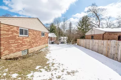 Exterior - 1209 Dean Ct, Cincinnati, OH 45230 photo 4 of 5