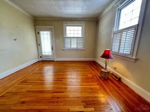 4418 Greenlee Ave, Saint Bernard, OH 45217 photo 6