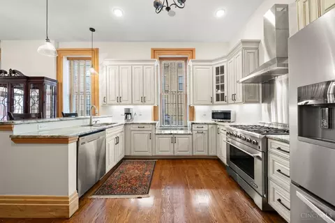 Kitchen - 1828 Republic St, Cincinnati, OH 45202 photo 2 of 5