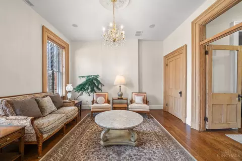 Living - 1828 Republic St, Cincinnati, OH 45202 photo 6 of 9