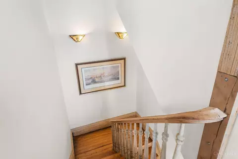 Entry Way - 1828 Republic St, Cincinnati, OH 45202 photo 5 of 5